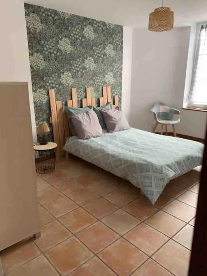 Appartement Avec Terrasse Gien Luaran gambar